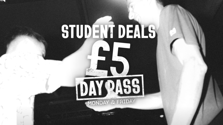 £5 Student Deals Day Pass Climb in Mondon at the best rate - Climbing District